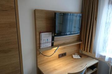 Photo 11
