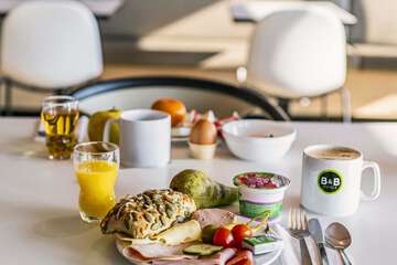 Breakfast meal