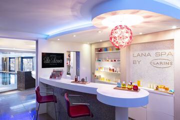 Spa reception