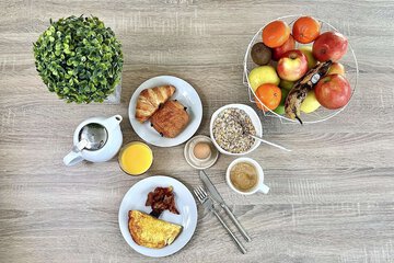 Breakfast meal