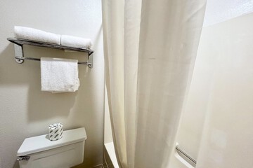 Room 7 of 20