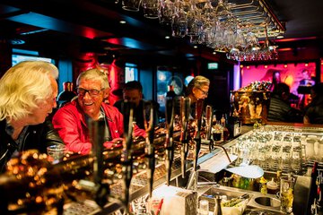Sports bar