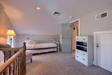 Room 30 of 45
