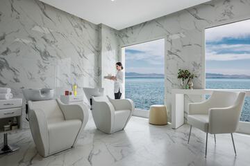Hair salon