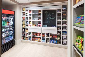 Snack bar