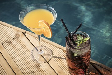 Poolside bar