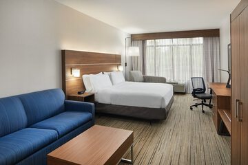Room 27 of 42