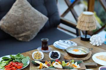 Breakfast meal