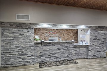 Check-in/check-out kiosk