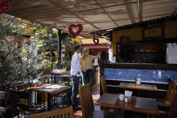Cafe