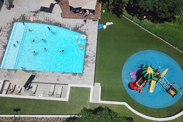 Children's play area - outdoor