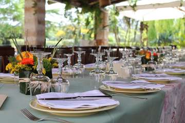 Outdoor dining