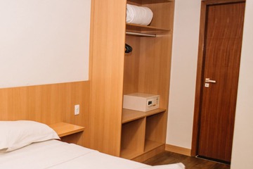 In-room business center
