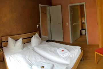 Photo 51