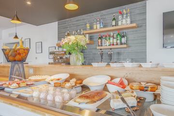 Breakfast buffet