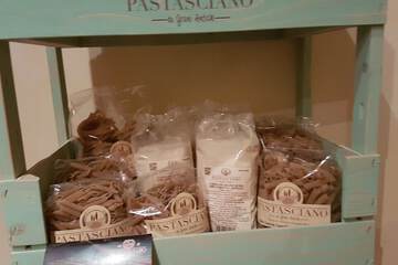 Gift shop