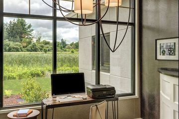 Business Center 45 of 46