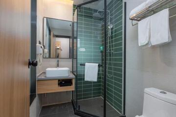 Photo 28