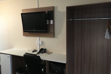 In-room business center