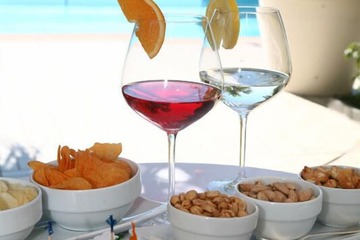 Poolside bar