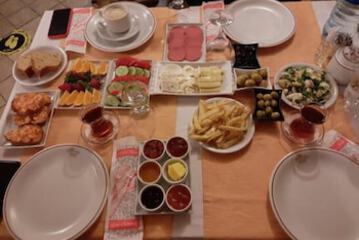 Breakfast buffet