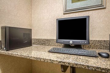Business Center 23 of 24