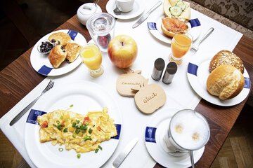 Breakfast meal