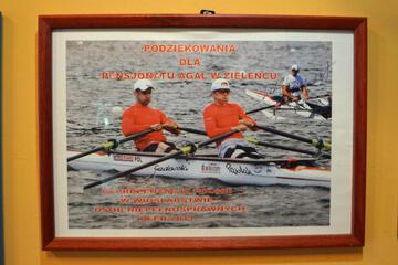 Photo 75