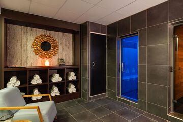 Steam room