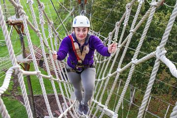 Ropes course (team building)