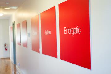 Ballroom/Hall 76 of 84