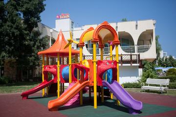 Children's play area - outdoor
