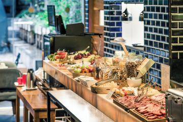 Breakfast buffet