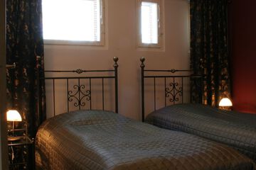 Photo 47