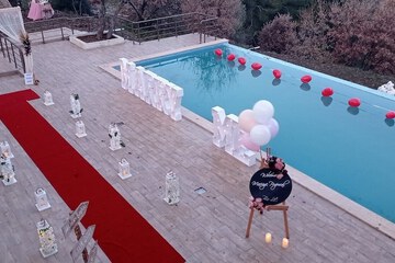 Infinity pool