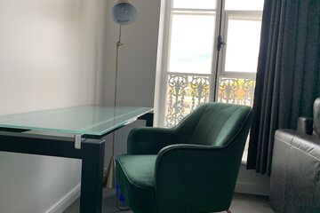 In-room business center