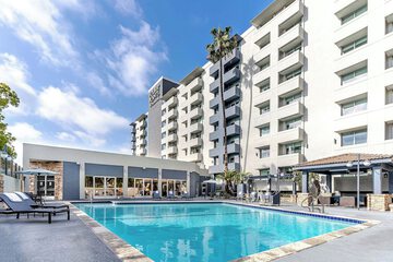 Four Points by Sheraton Los Angeles Westside