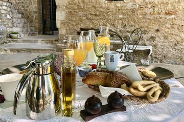 Breakfast meal