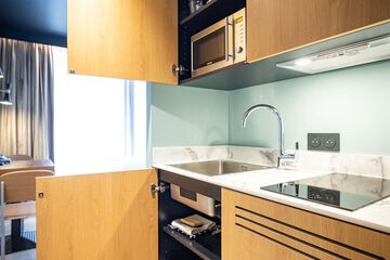 Private kitchenette