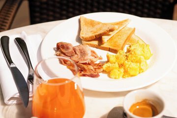 Breakfast meal