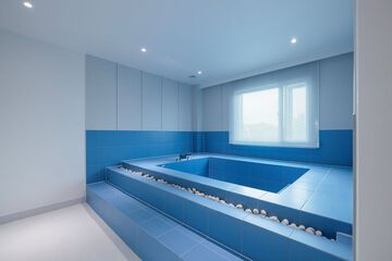 Private spa tub
