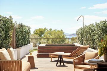 Private pool