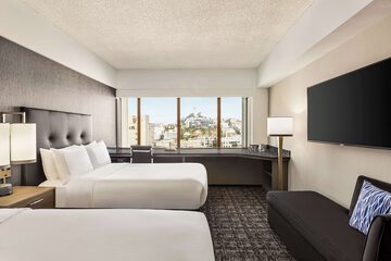 Room 43 of 103