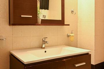 Photo 51