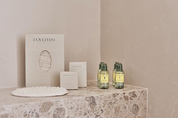 Bathroom amenities