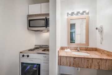Private kitchenette