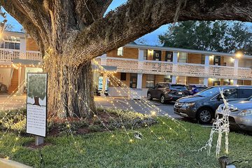 Castillo Inn