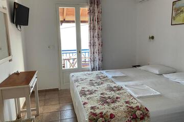 Photo 48
