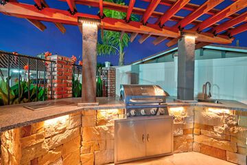 BBQ/picnic area