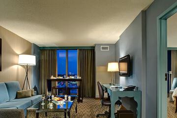 Room 37 of 71